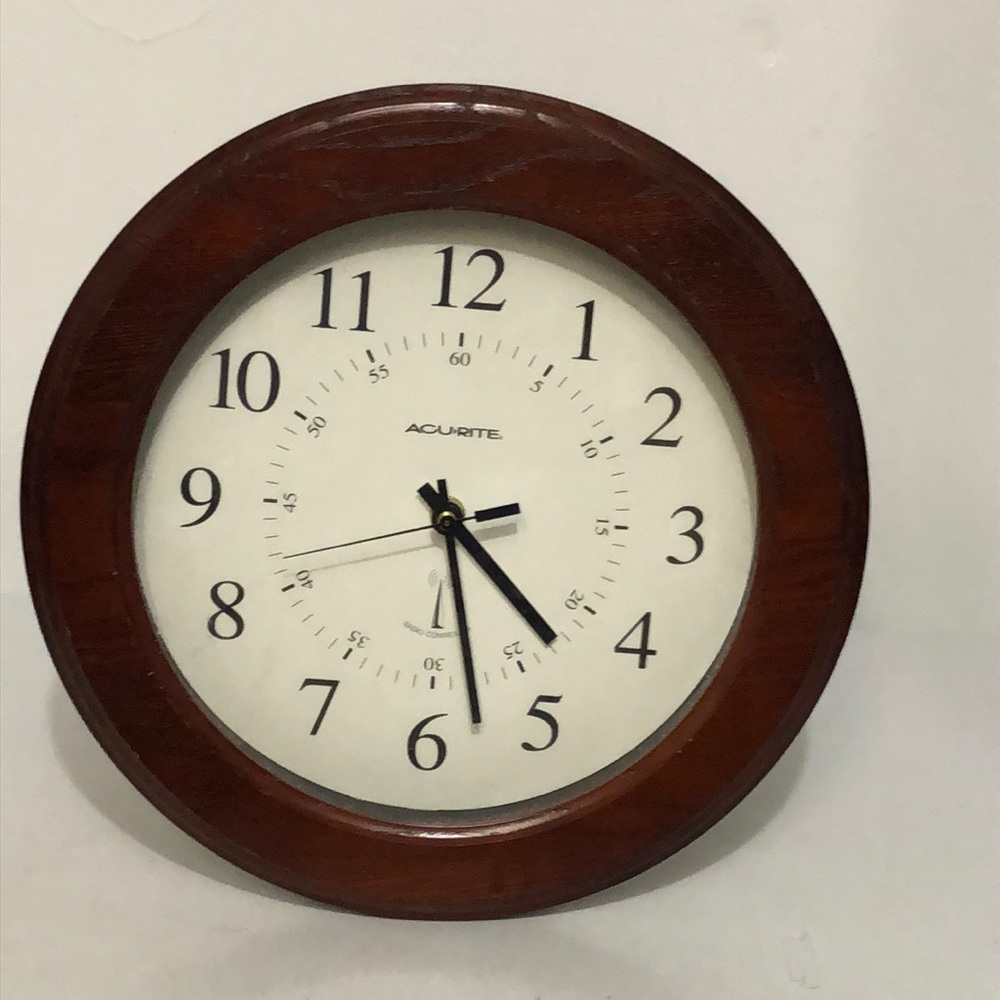 Acurite Radio Controlled Clock